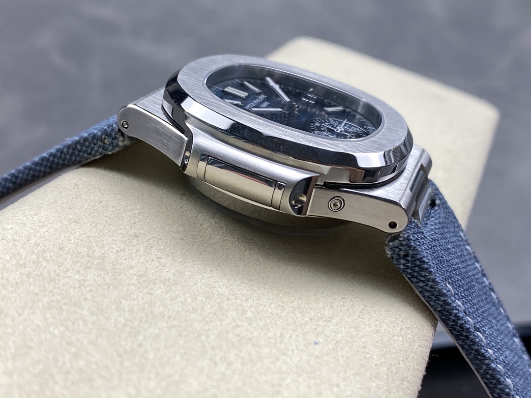 Classic Chronograph Watch – IW-2285 - Image 5