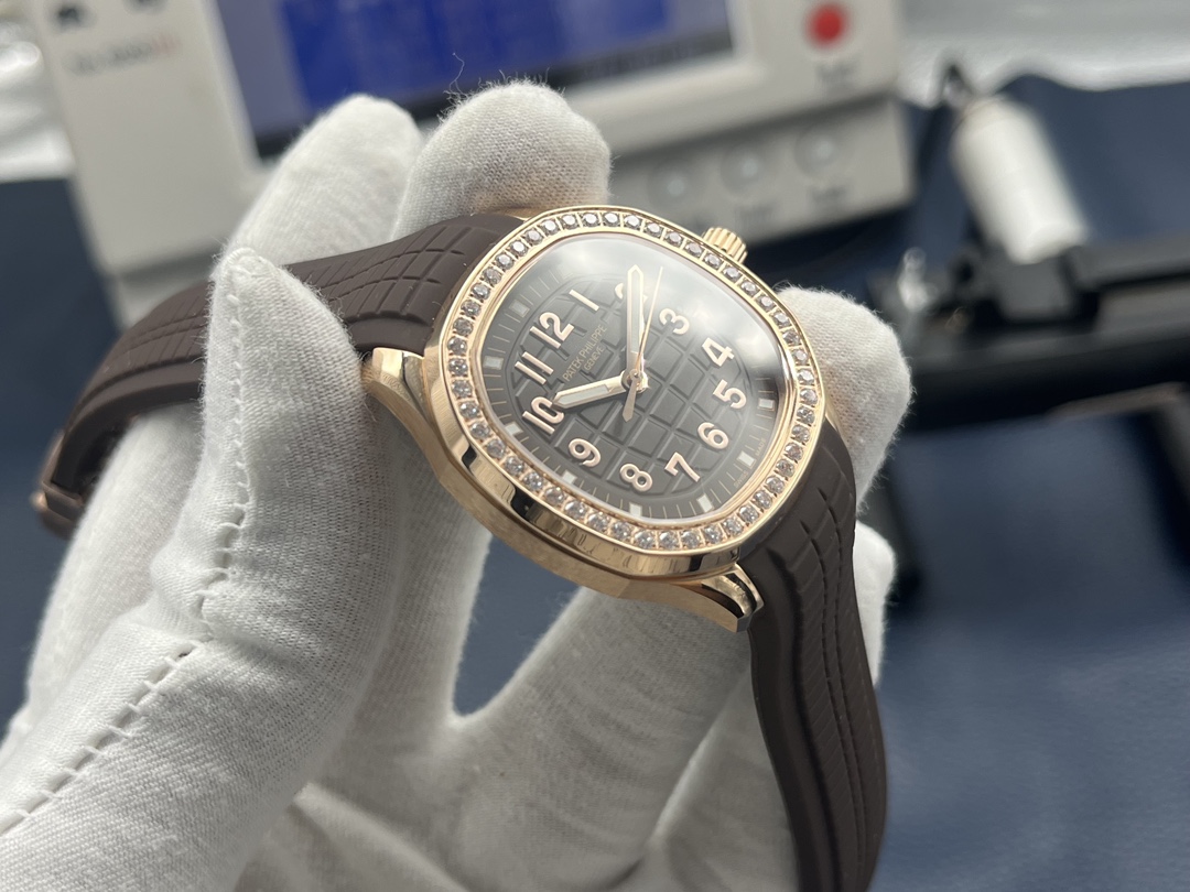 Nautilus 38.8 mm Watch – IW-2283 - Image 4