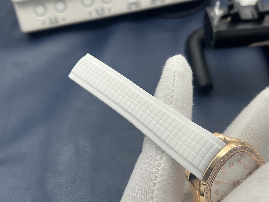 Nautilus 38.8 mm Watch – IW-2281 - Image 9