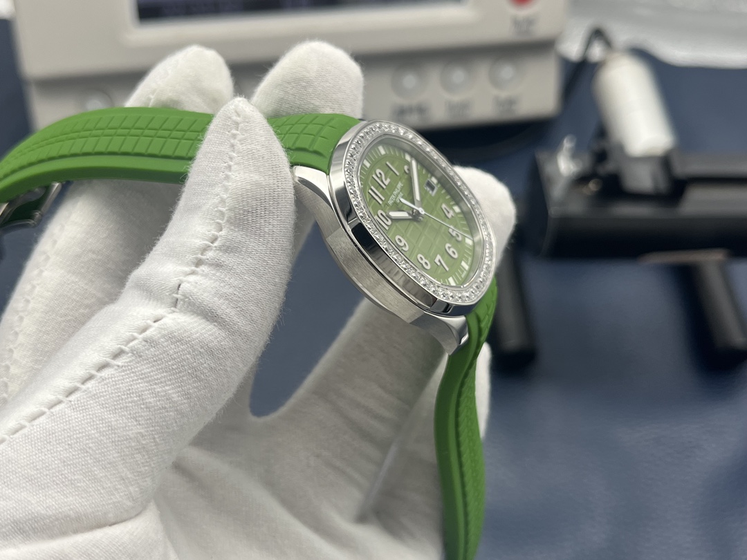Nautilus 38.8 mm Watch – IW-2279 - Image 5