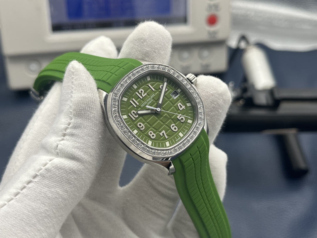 Nautilus 38.8 mm Watch – IW-2279 - Image 4
