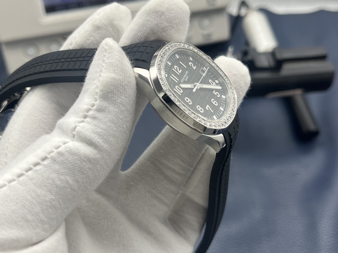 Nautilus 38.8 mm Watch – IW-2277 - Image 5
