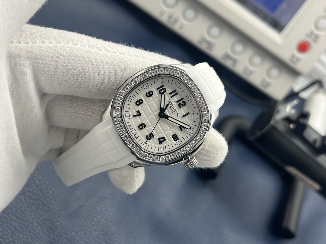 Nautilus 38.8 mm Watch – IW-2275 - Image 3