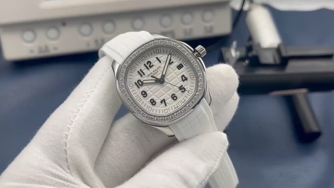 Classic Watch – IW-2274