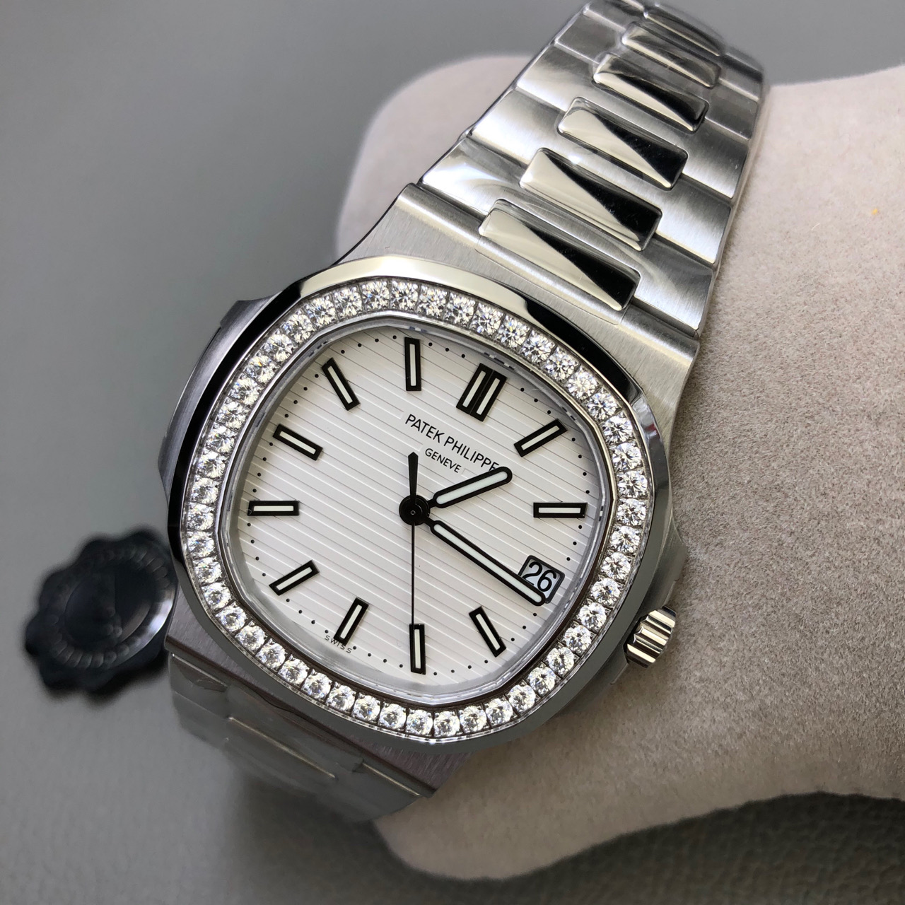 Nautilus Diamond-Set Watch – IW-2742 - Image 5