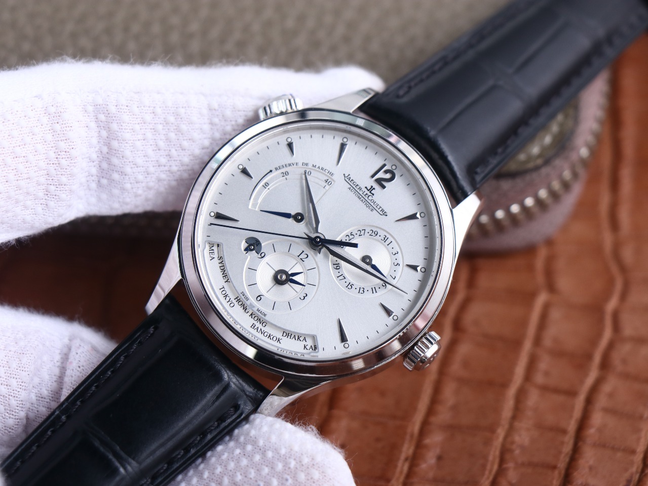 Jaeger-LeCoultre Classic 39 mm Watch – IW-0513 - Image 2