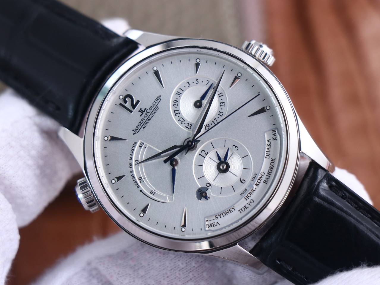 Jaeger-LeCoultre Classic 39 mm Watch – IW-0513 - Image 4