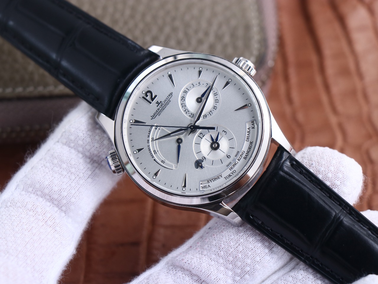 Jaeger-LeCoultre Classic 39 mm Watch – IW-0513 - Image 3