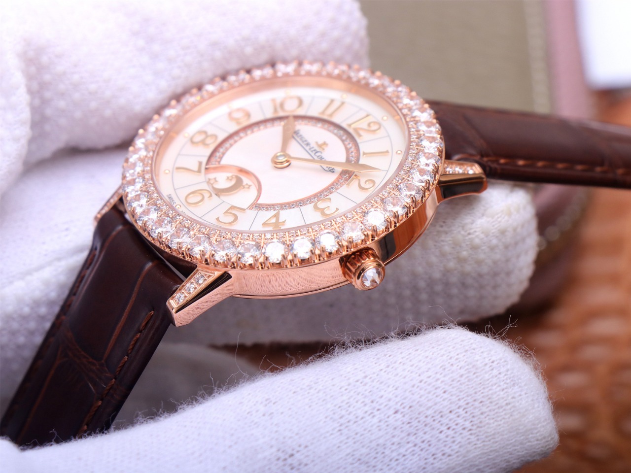 Jaeger-LeCoultre Classic 36 mm Watch – IW-0512 - Image 5