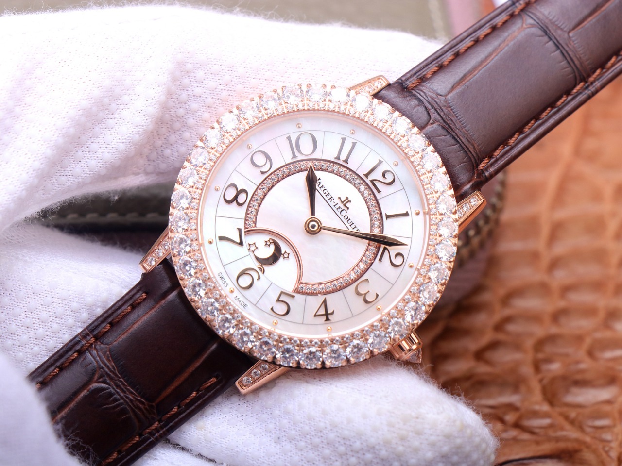 Jaeger-LeCoultre Classic 36 mm Watch – IW-0512 - Image 3