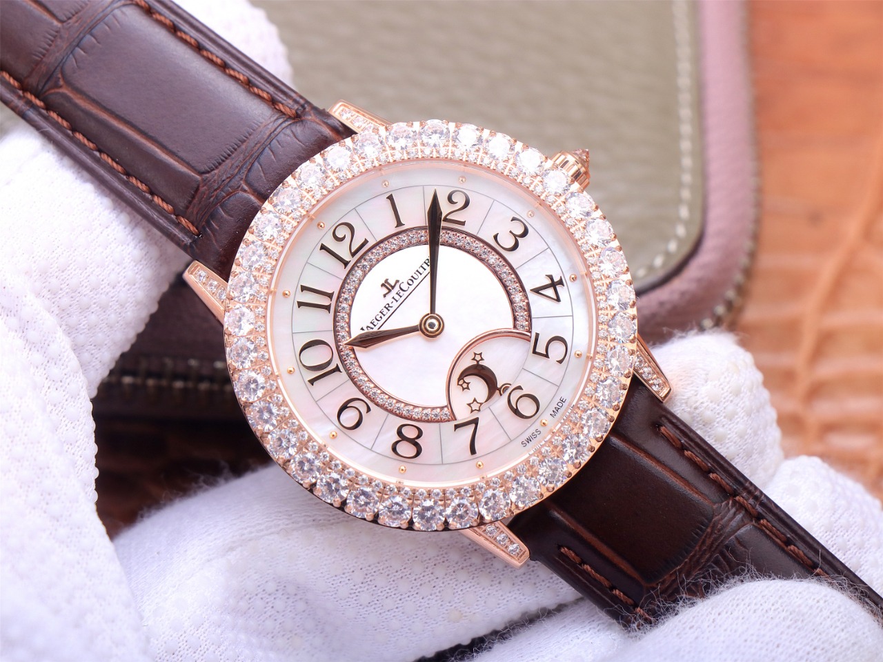 Jaeger-LeCoultre Classic 36 mm Watch – IW-0512 - Image 2