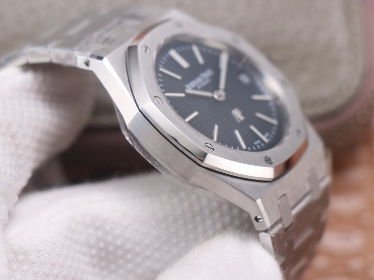 Audemars Piguet Classic 39 mm Watch – IW-2194 - Image 6