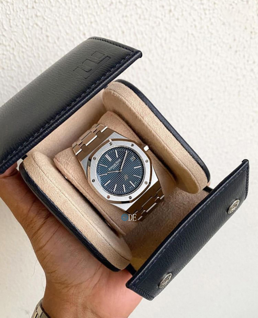 Audemars Piguet Royal Oak Watch – IW-2214 - Image 9
